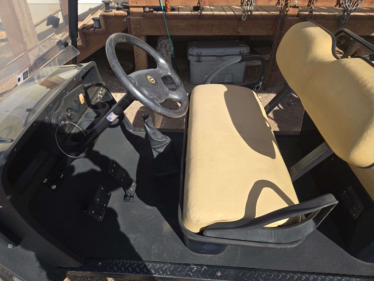 cushman-s61-shuttle-8-72-volt-golf-cart-image-16