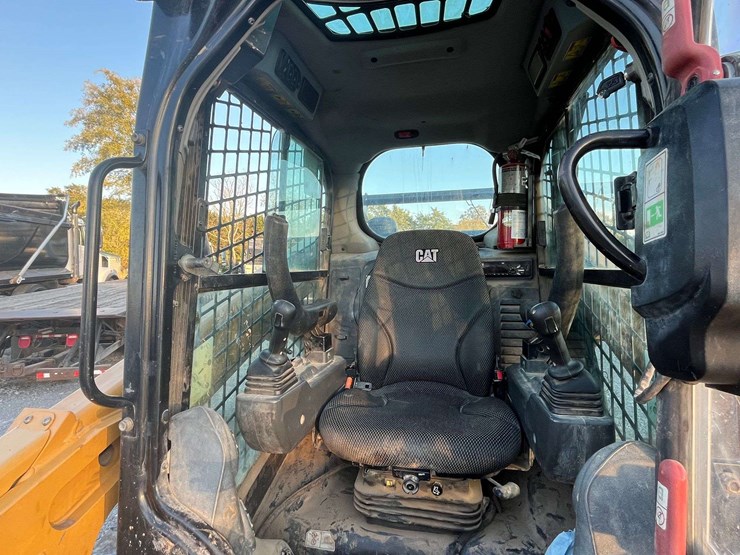 2020-caterpillar-289d3-image-34