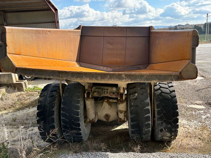 1992-caterpillar-773b-image-24