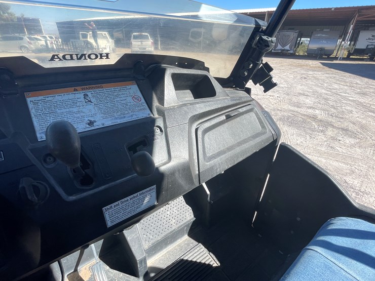 2021-honda-pioneer-700-image-46