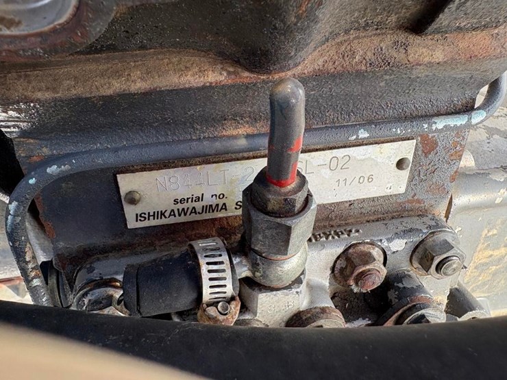 new-holland-l175-image-6