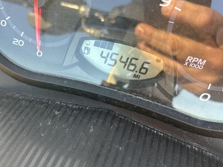 #68-•-2009-ski-doo-mxz-adrenaline-600-ho-etec-snowmobile-image-15