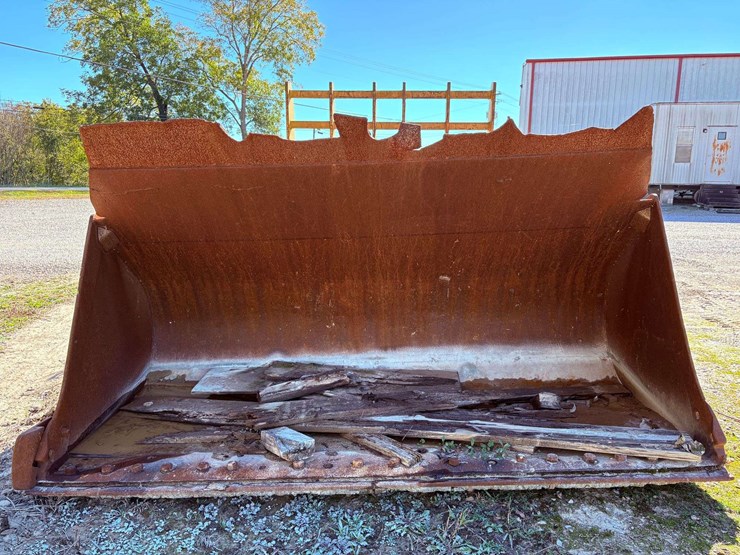 smooth-bucket-attachment-image-5