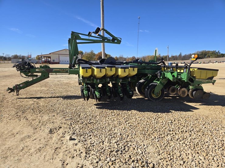 2025-john-deere-1780-image-7