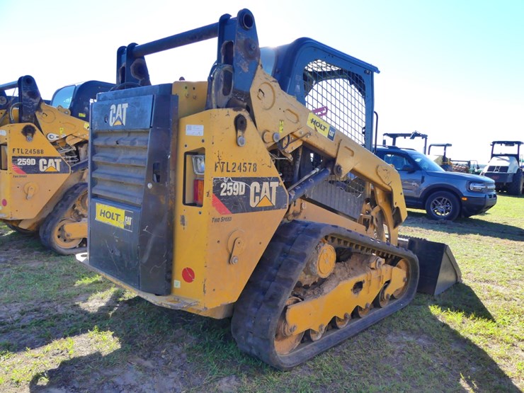 2019-caterpillar-259d-image-3