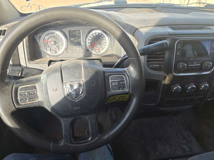 2015-ram-1500-tradesman-image-13