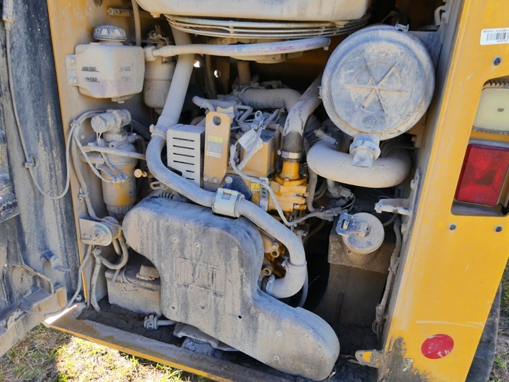 2022-caterpillar-259d3-image-9