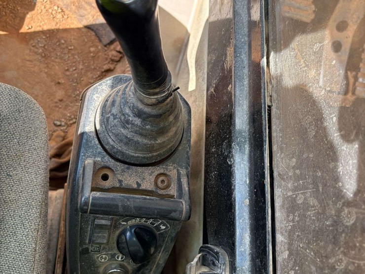 1999-caterpillar-375l-image-70