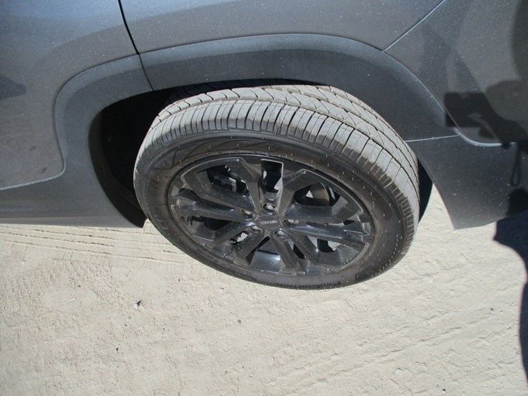 2021-gmc-terrain-slt-image-17