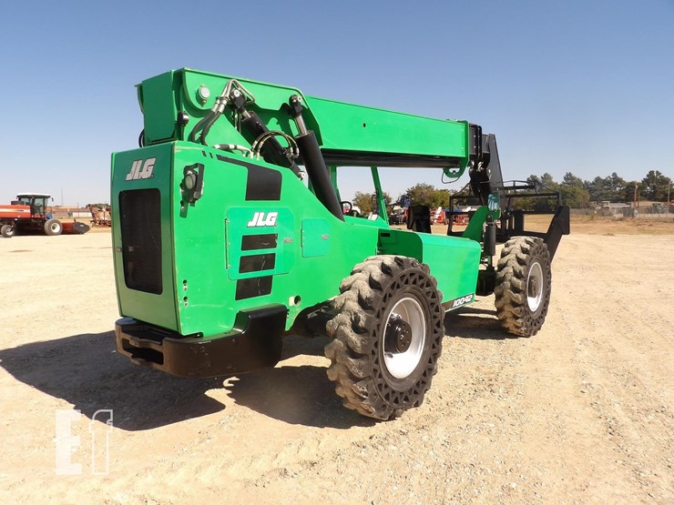 2017-sky-trak-10042-image-13