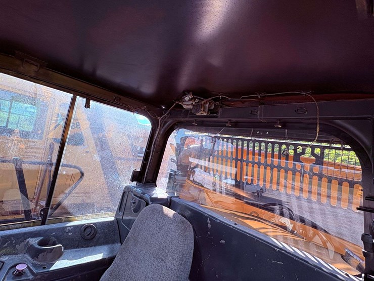 2007-caterpillar-740-image-41