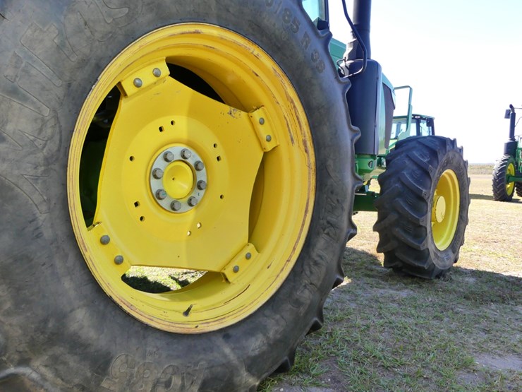 2017-john-deere-6120e-image-7