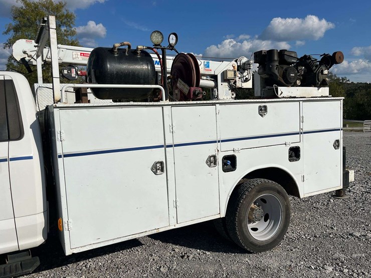 2017-ford-f550-xl-image-20