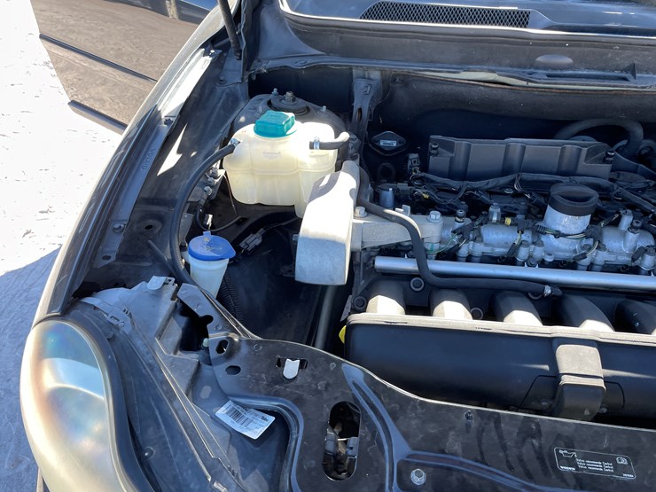 2010-volvo-xc90-image-111