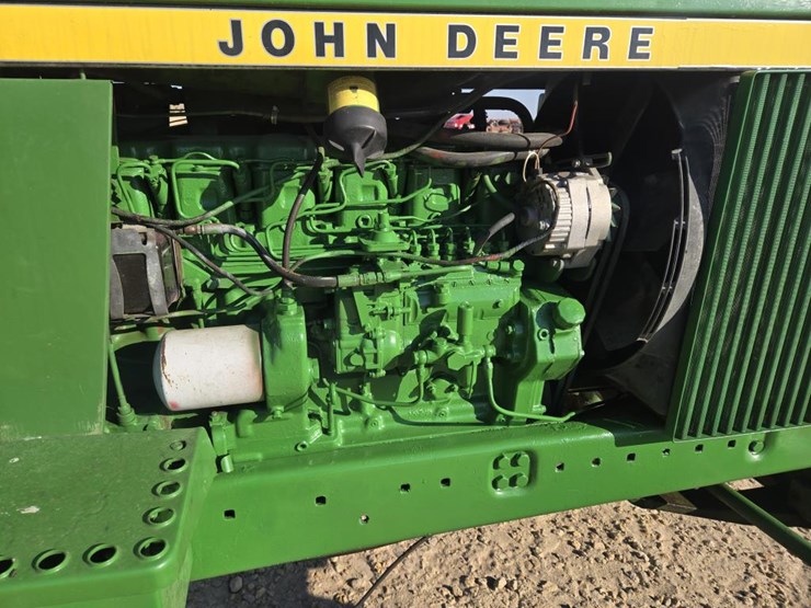 john-deere-4630-image-17