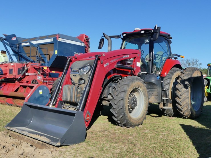 case-ih-magnum-200-image-1