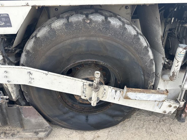 2012-cedarapids-cr452-image-34