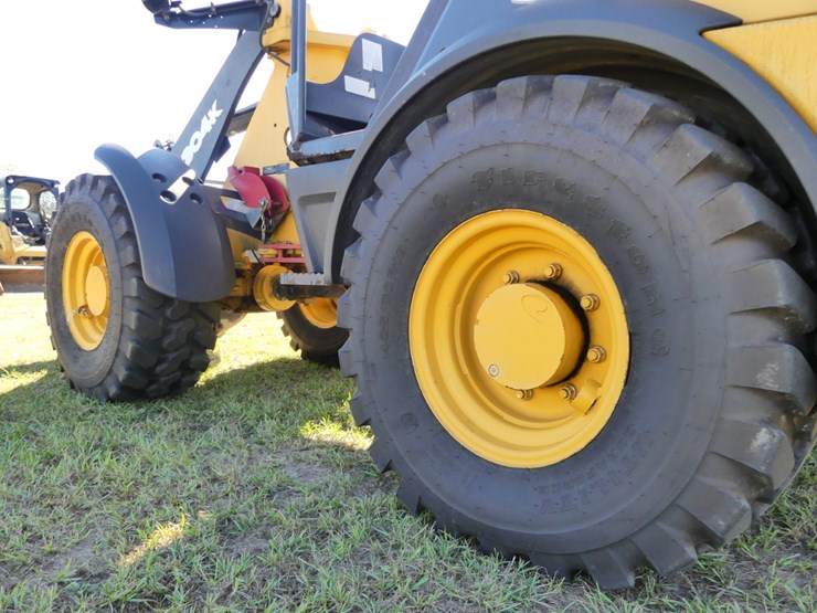 2014-deere-304k-image-5