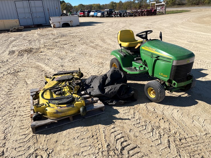 john-deere-lx288-image-3