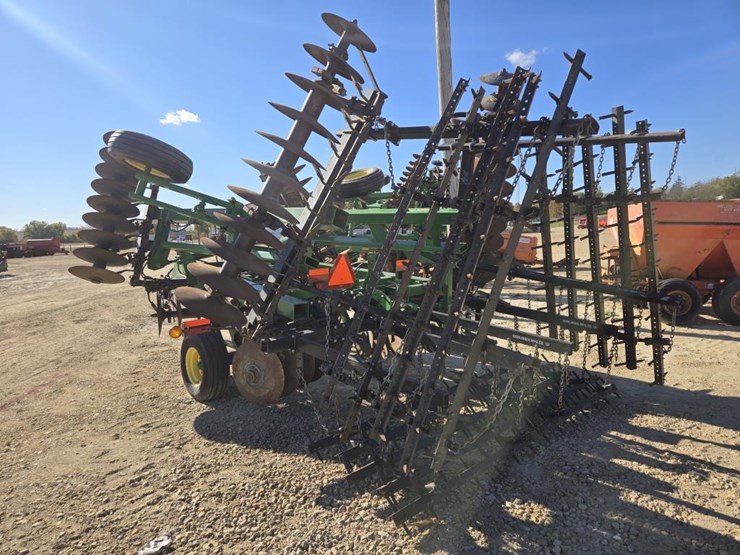 john-deere-637-image-15