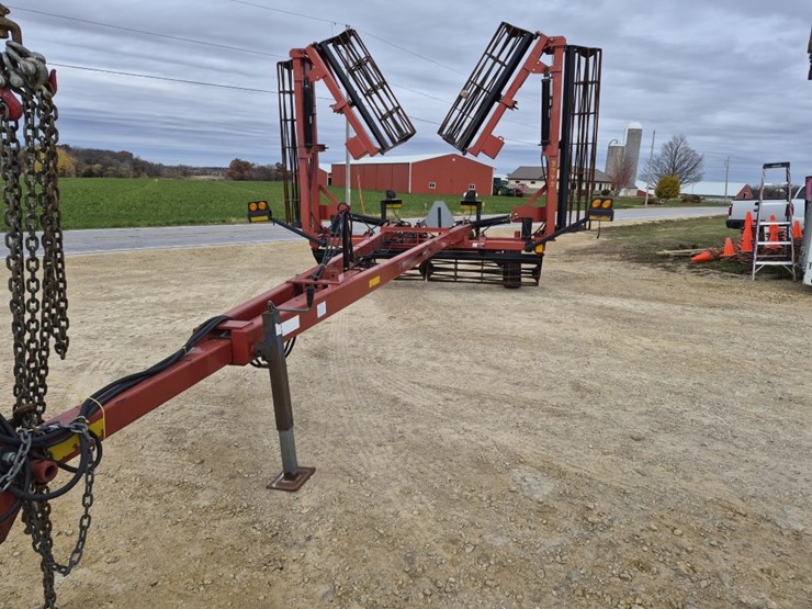 case-ih-crumbler-image-2