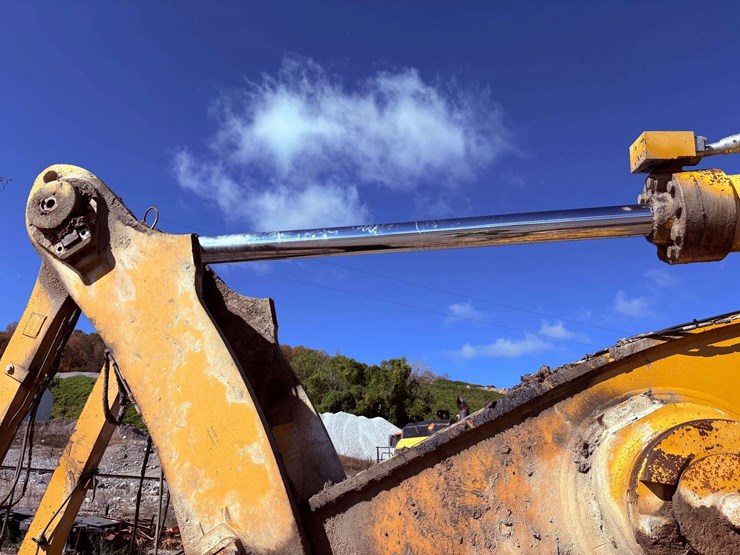 2001-caterpillar-988g-image-12