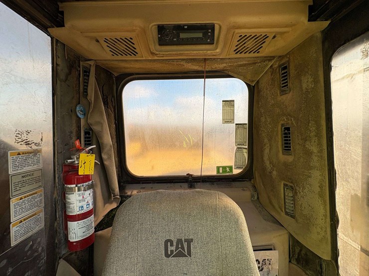 1999-caterpillar-375l-image-77