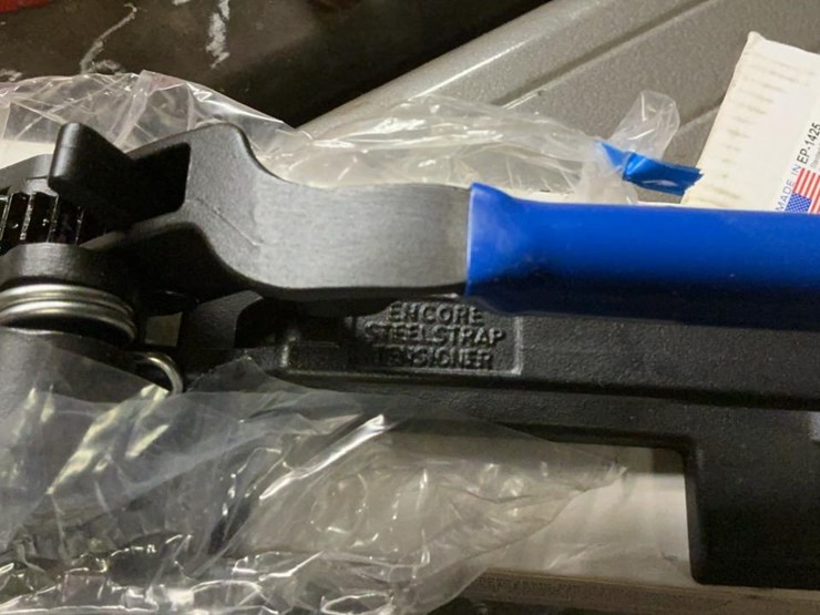 #107-•-ep-1425-steel-strapping-tensioner-and-cant-hook-image-6