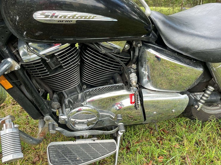 1998-honda-vt1100c3-shadow-aero-motorcycle-image-16