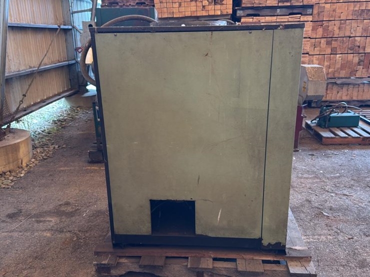 #225-•-sullair-air-dryer-image-1