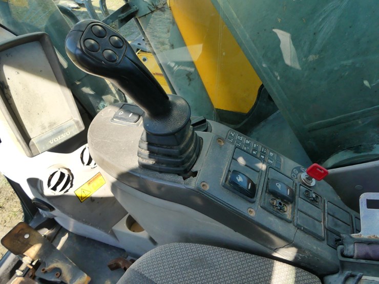 volvo-ecr235cl-image-16