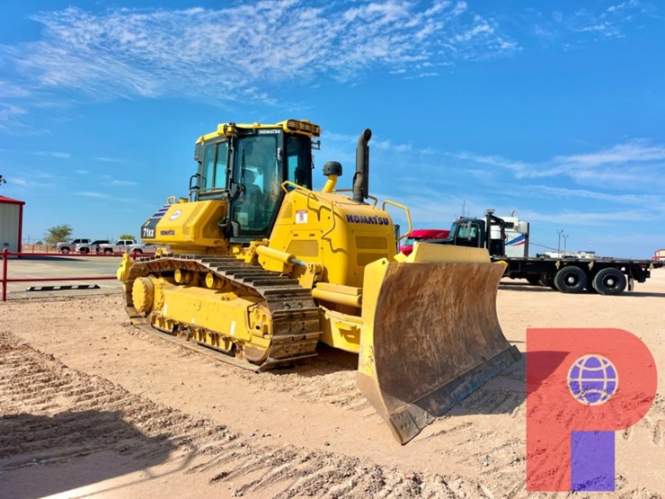 2023-komatsu-d71ex-24-image-1