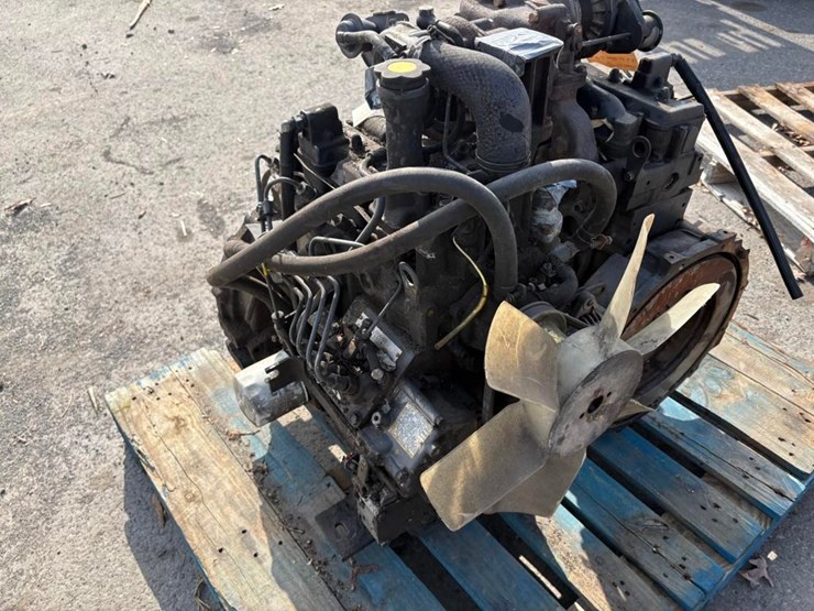 new-holland-lx665-image-3