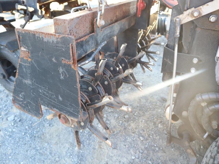 z-spray-stand-on-aerator-image-11