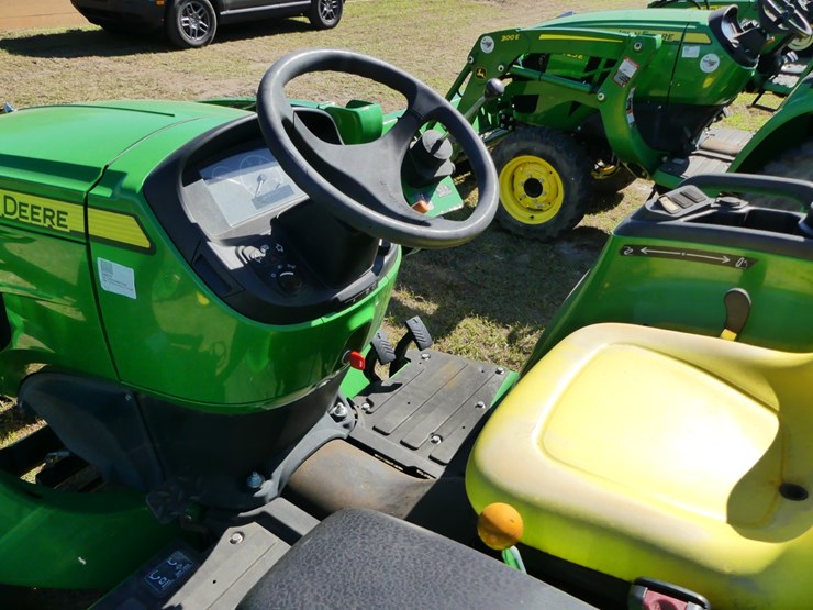 2021-john-deere-3025e-image-12