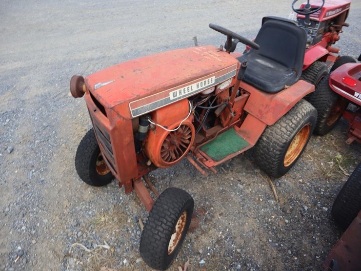 wheel-horse-lawn-&-garden-tractor-image-4