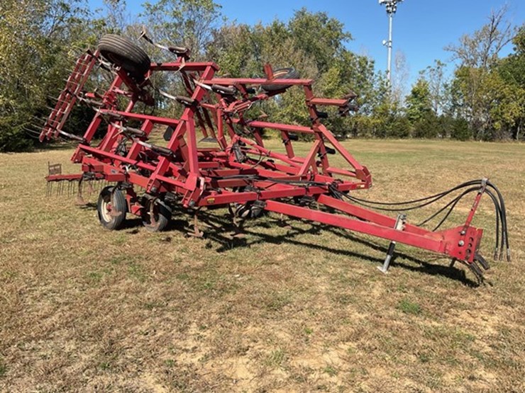 case-ih-4600-image-6