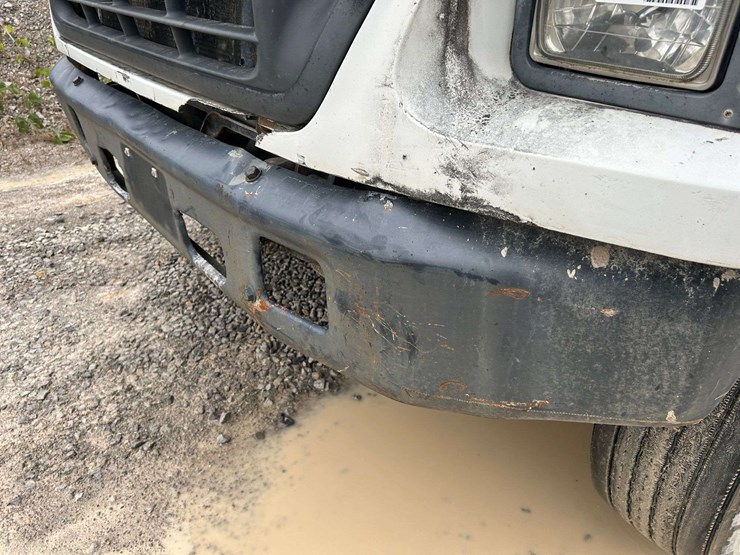 2000-ford-f650-image-11