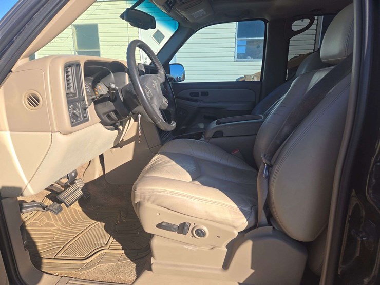 2003-gmc-yukon-xl-image-14