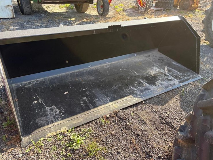 snow/material-bucket-image-2