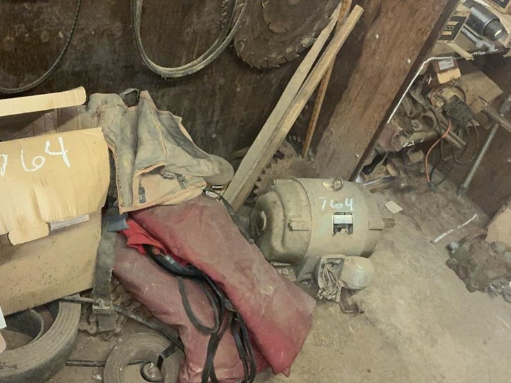 #764-•-electric-motor,-v-belts,-and-assorted-parts-image-4