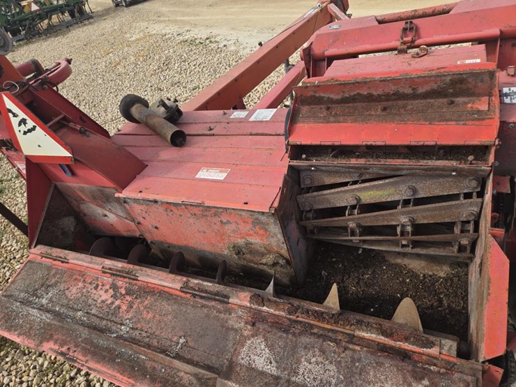 #5869-•-new-idea-pull-type-chopper-w/-2-row-30"-corn-head-image-9