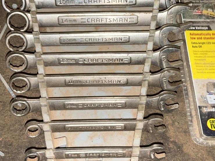 #754-•-wrenches,-tools,-miscellanous-parts-image-36