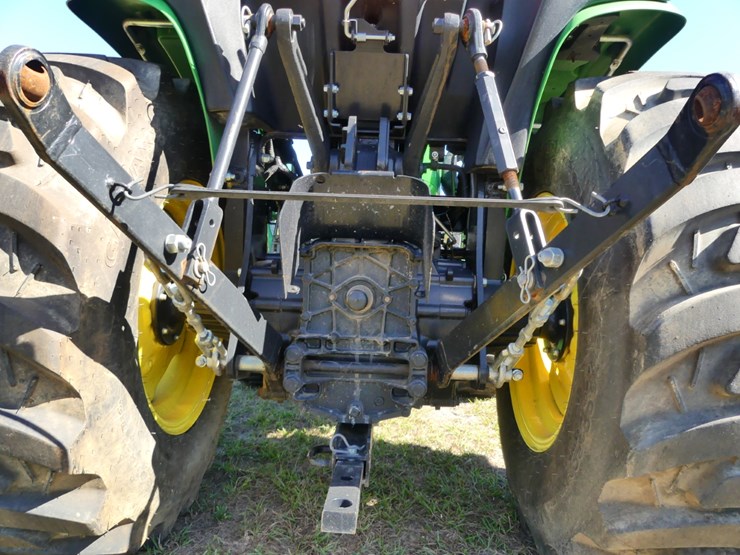 2021-john-deere-3025e-image-7