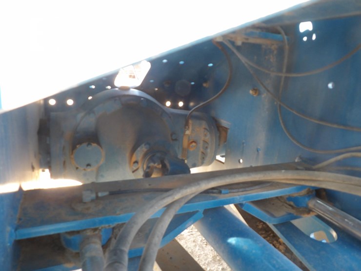 new-holland-9282-image-18