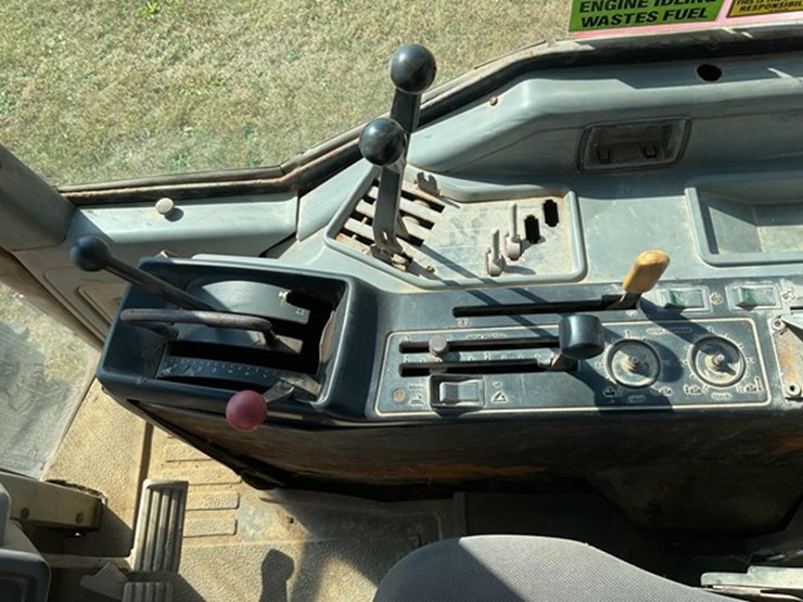 1989-case-ih-7140-image-15