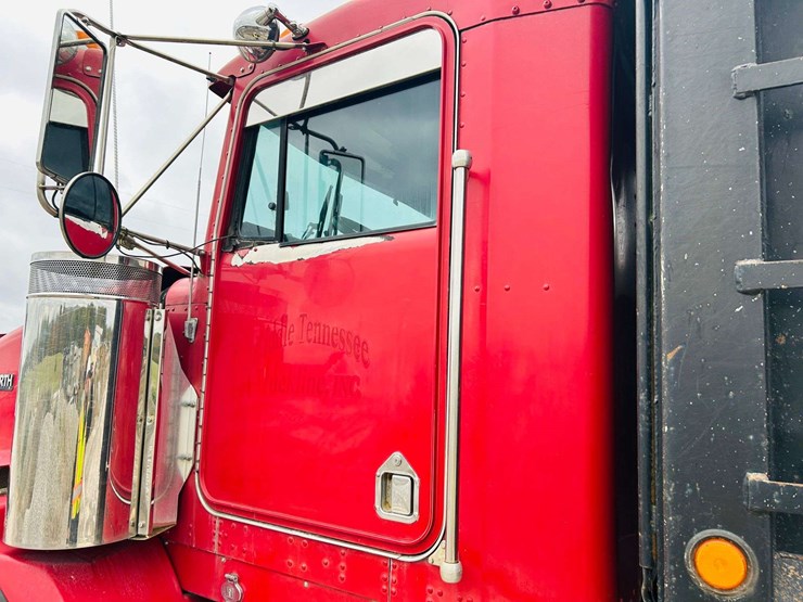 kenworth-t800-image-54