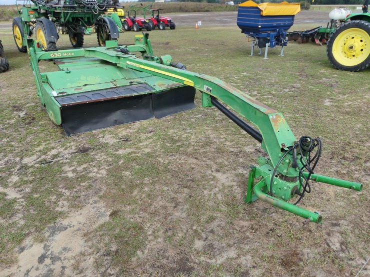 2009-john-deere-630-image-1