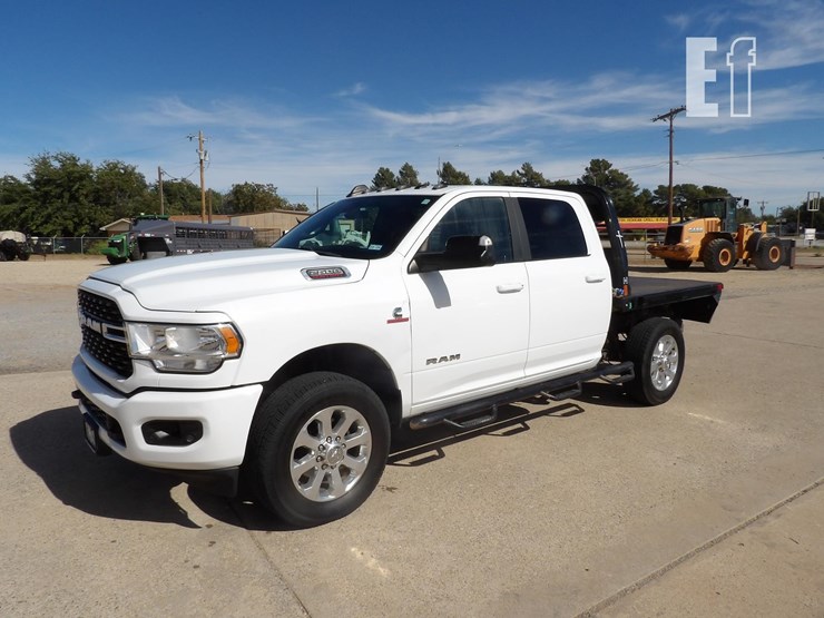 2022-dodge-2500-image-1