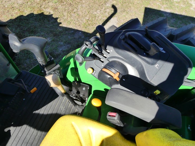 john-deere-5105m-image-12